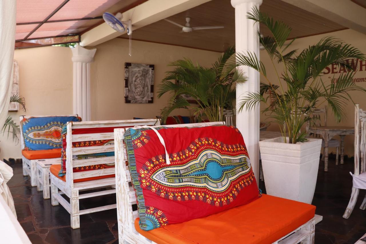 Seawhispers Inn Watamu Exterior photo