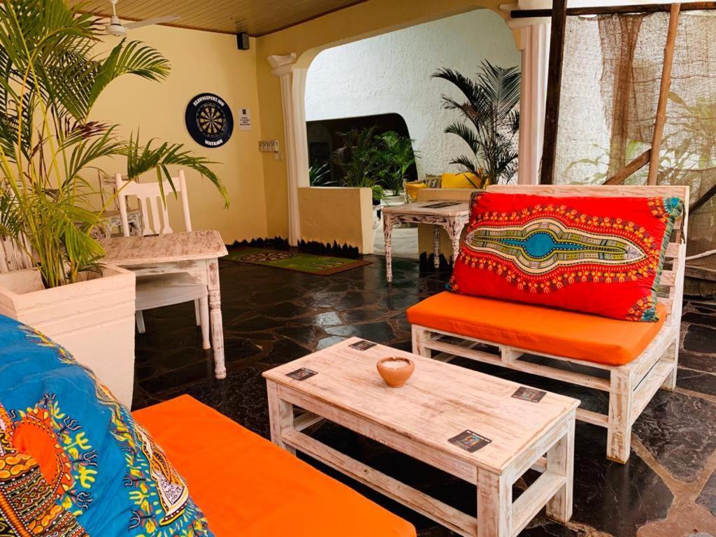 Seawhispers Inn Watamu Exterior photo